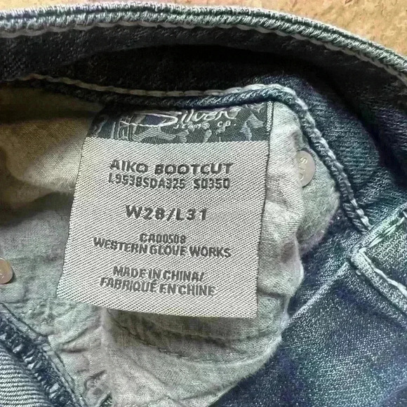 Silver Aiko Bootcut Jeans. Waist 38. Length 31. Used but good condition. - Picture 9 of 12